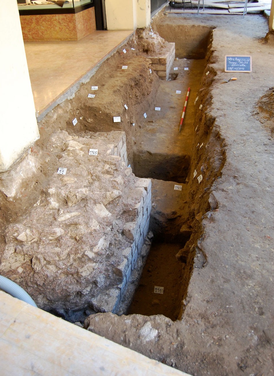 Veduta da nord di due piloni in corso di scavo (Archivio Soprintendenza per i Beni Archeologici del Veneto)